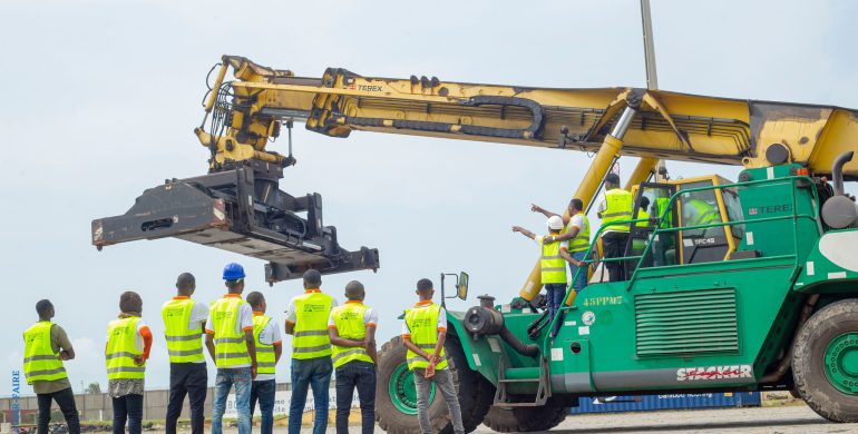 SOUTIEN A LA FORMATION DES JEUNES EN CARISTE ET CONDUITE D&rsquo;ENGINS DE MANUTENTION