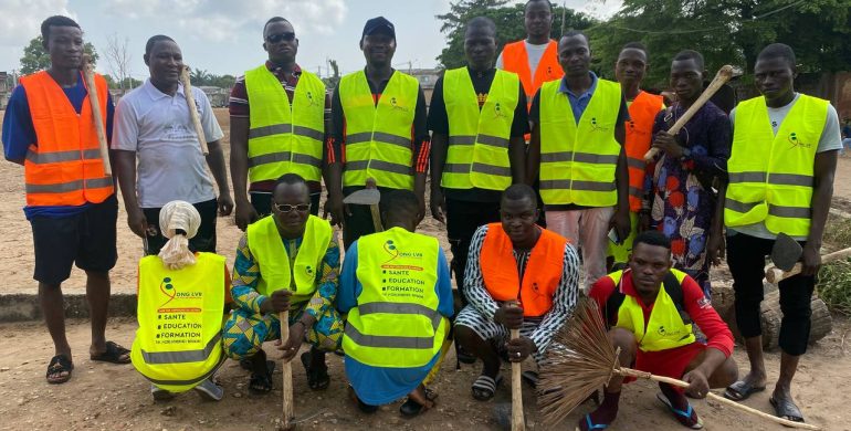 MOUVEMENT DE SALUBRITÉ SUR LE TERRAIN ZICO sis à COCOTOMEY